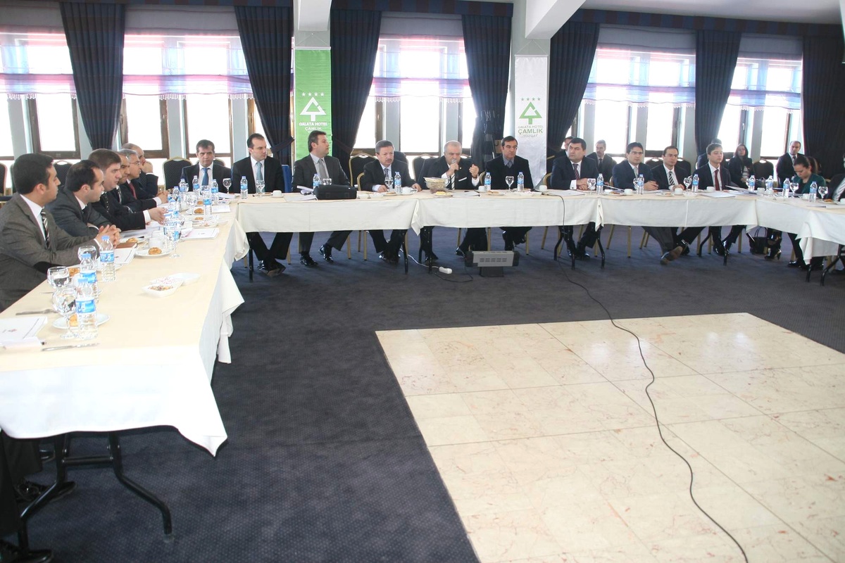 Yozgat\'ta Tıbbi Bitkiler Yetiştirilmesine Ağırlık Verilecek