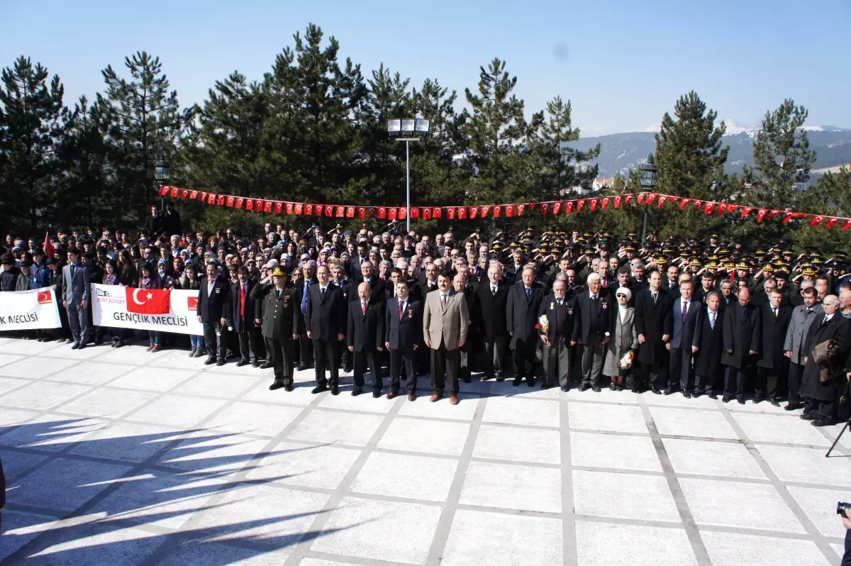 18 Mart Şehitleri Anma Günü Törenle Kutlandı