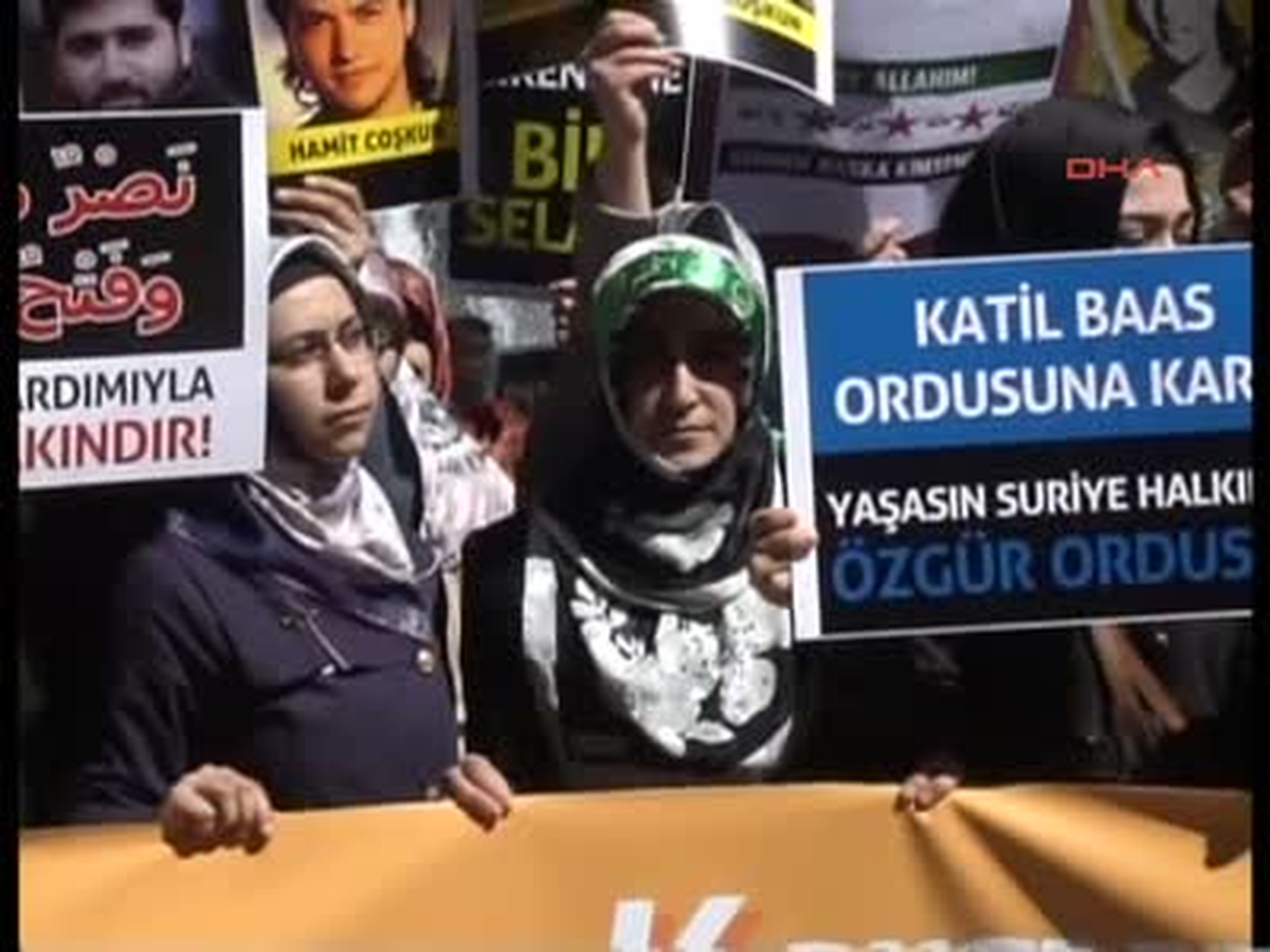 Adana\'da Esad\'ı Protesto Ettiler