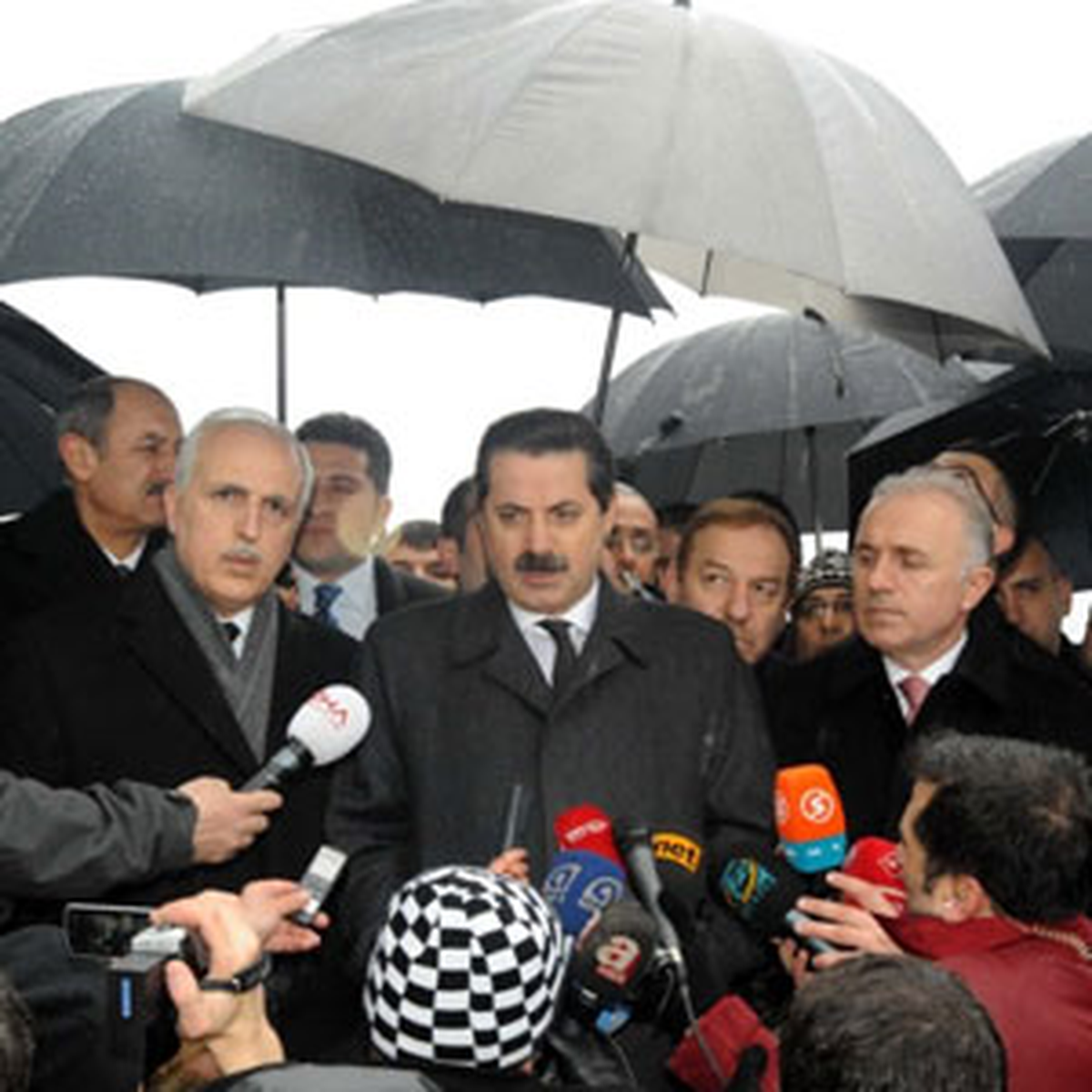 Bakan Çelik Bandırma\'da Fabrika Açtı