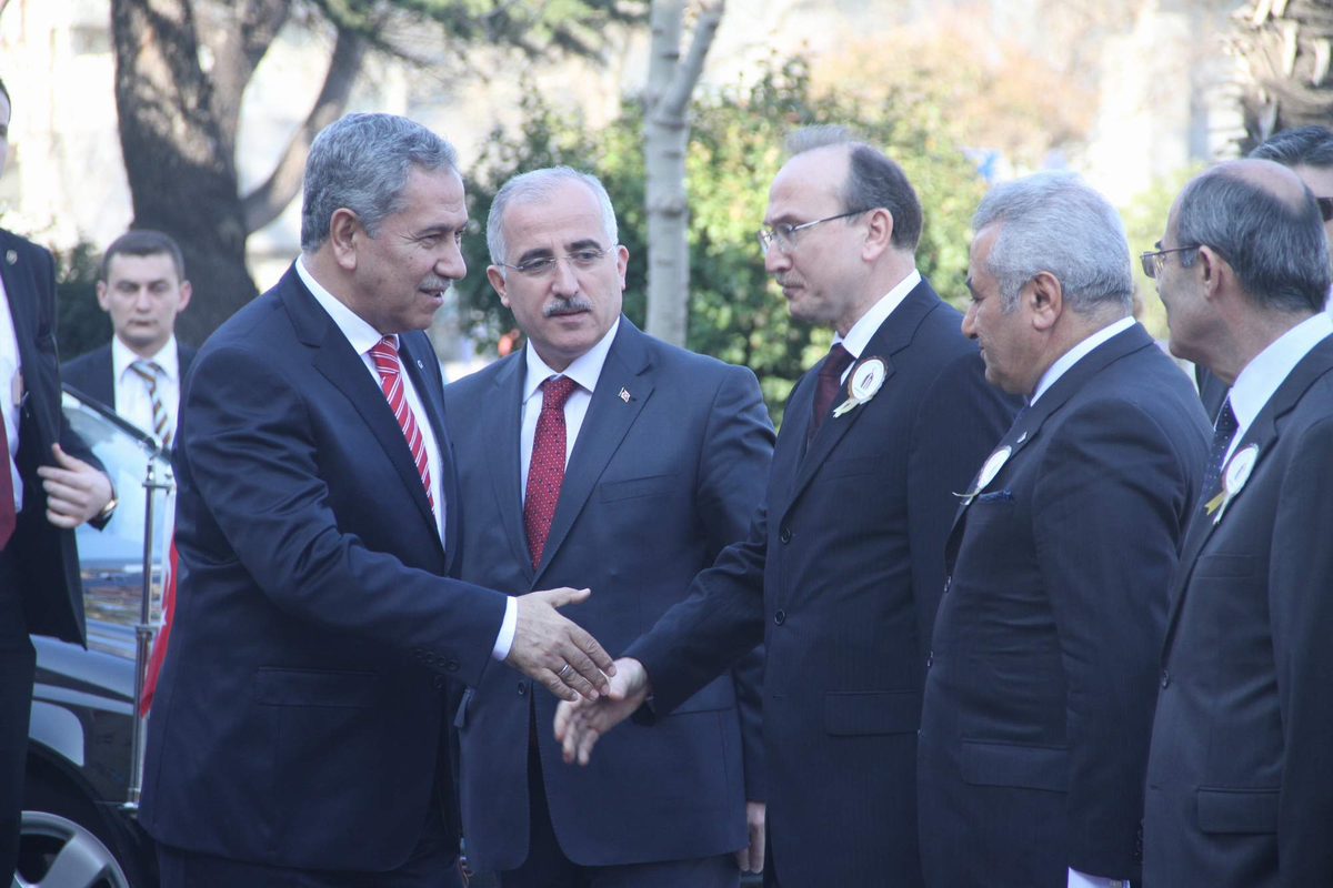 Başbakan Yardımcısı Arınç Çanakkale\'de
