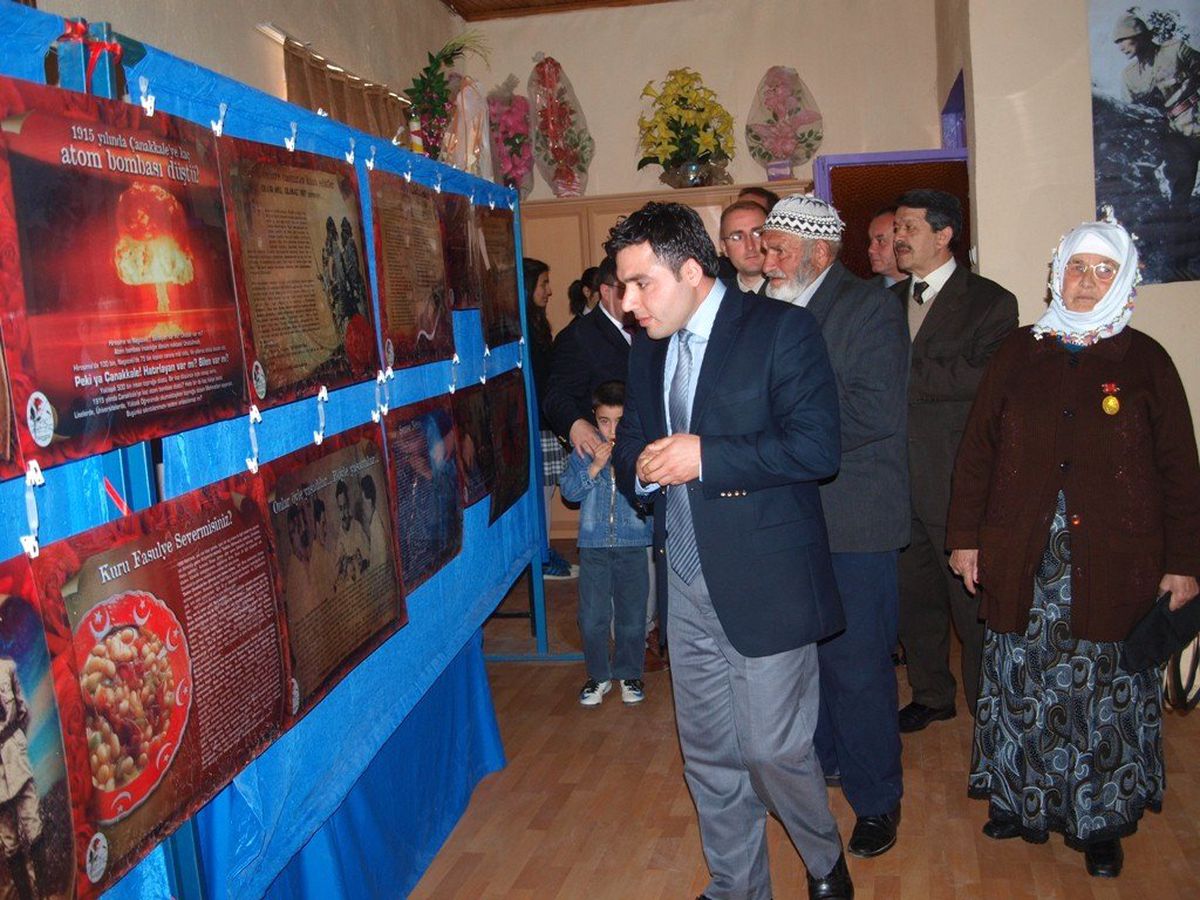 Fotoğrafla Çanakkale Destanı Sergisi Açıldı