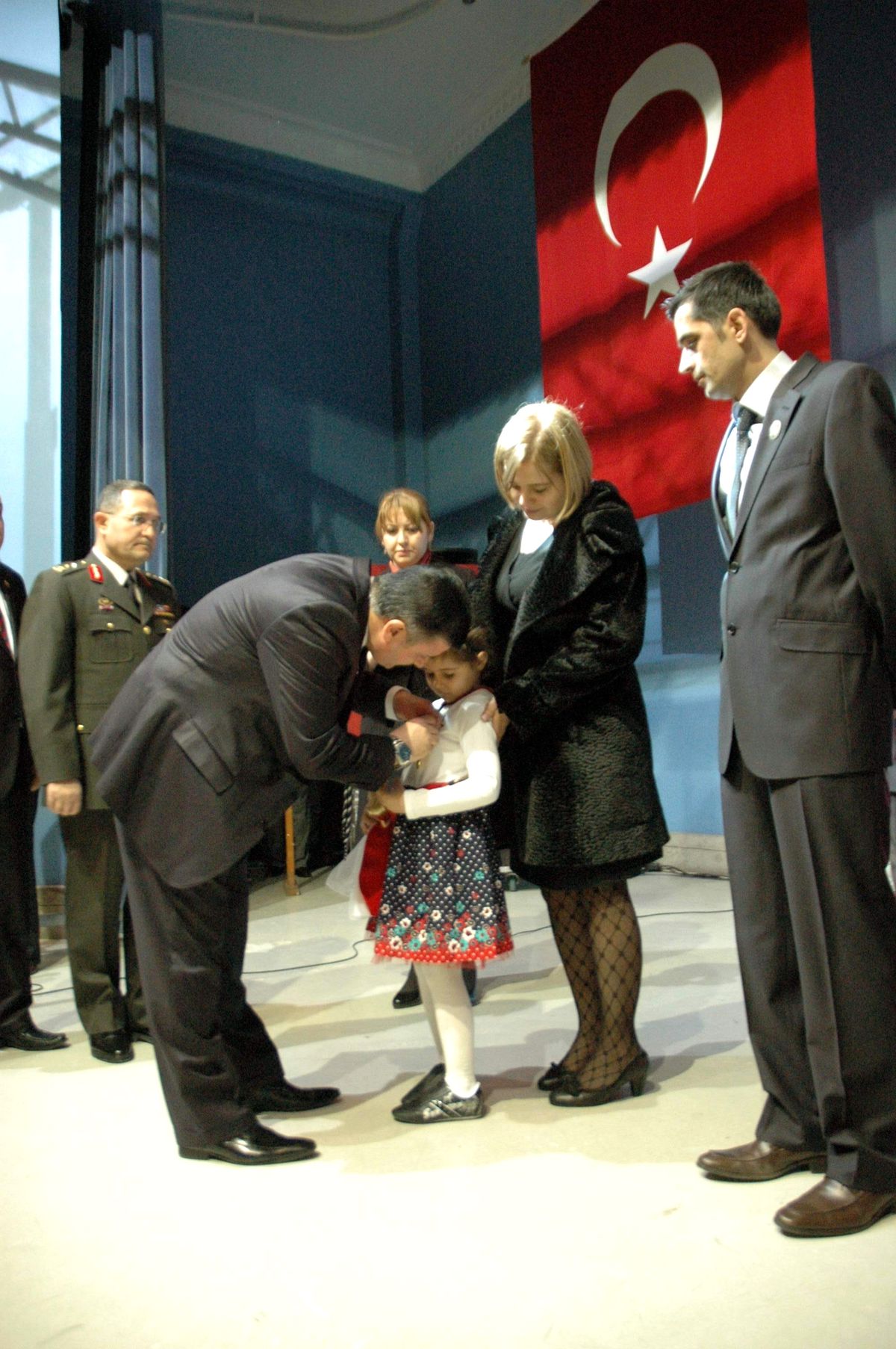 Şehit ve Gazilere Devlet Övünç Madalyası Tevcih Edildi