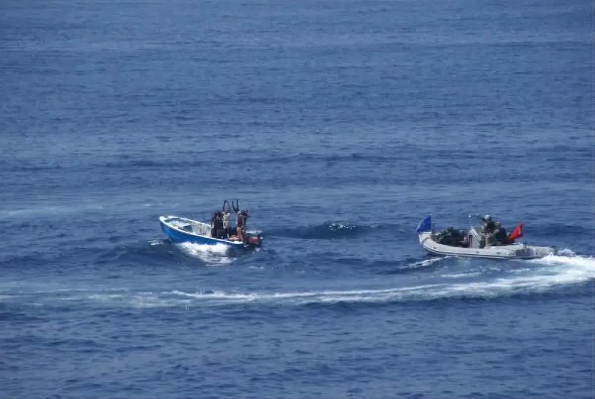 'TCG Giresun'dan Aden Körfezi'nde Deniz Haydutlarına Okyanus Kalkanı Harekatı