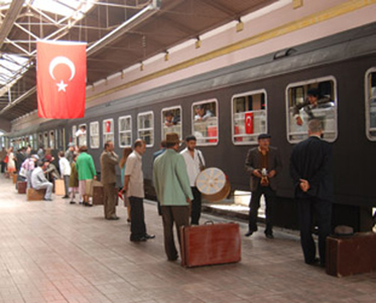 Almanya Treni\' Ekranlara Veda Ediyor