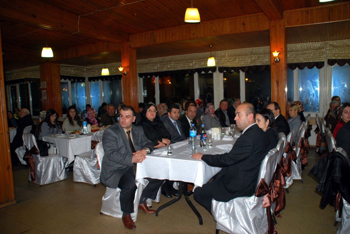 Bafra\'da Şehit Ailelerine Yemek