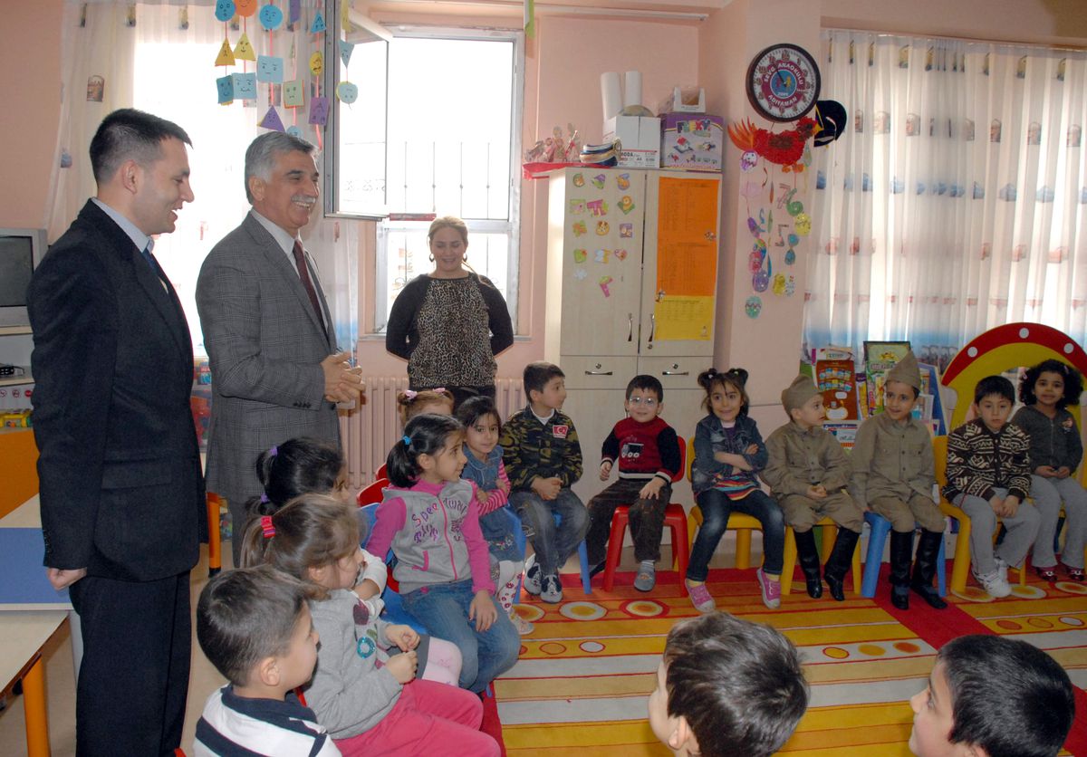 Belediye Başkanından Ödül Alan Öğrencilere Ziyaret