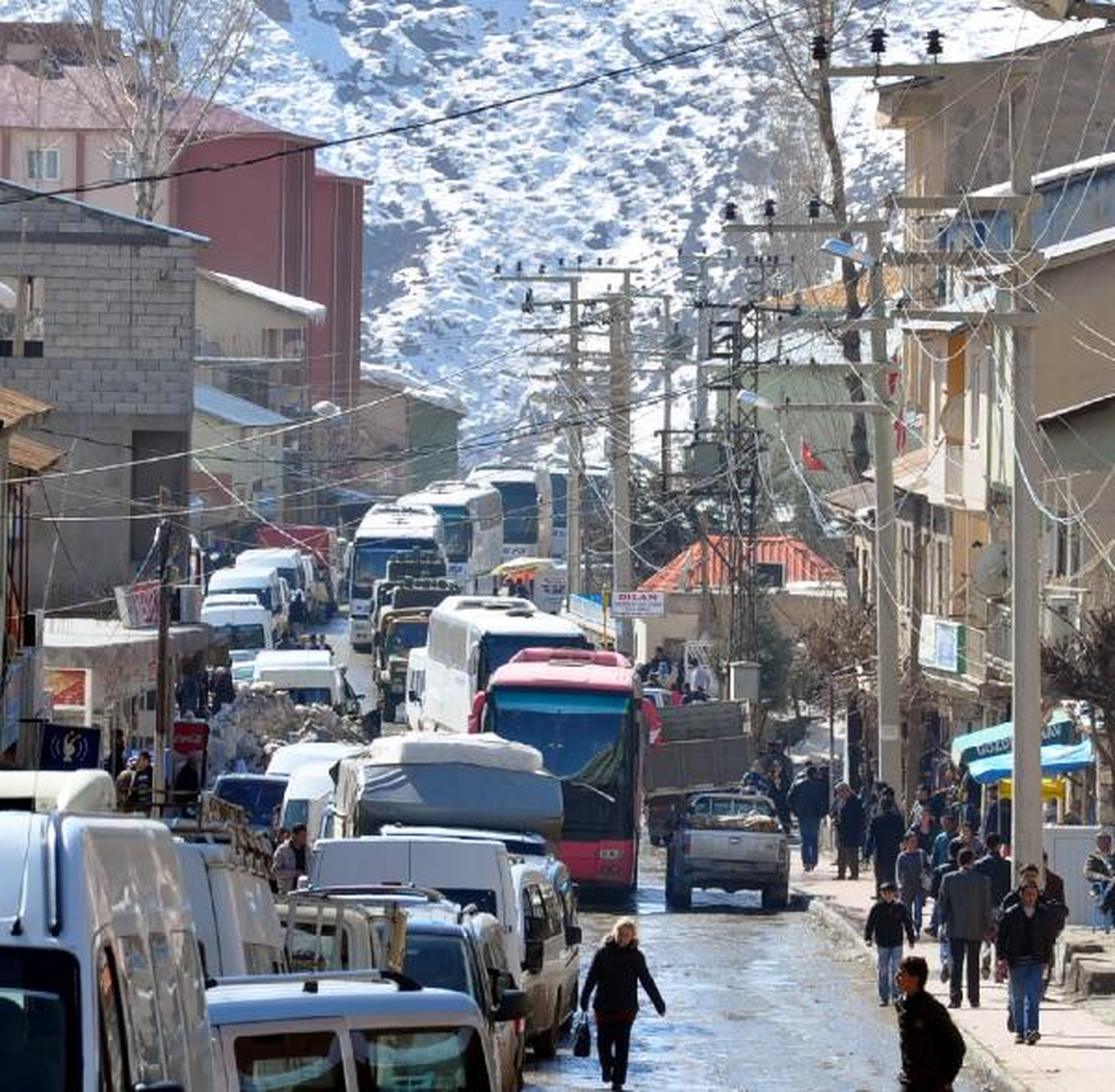 Beytüşşebap'ta Dev Askeri Sevkiyat