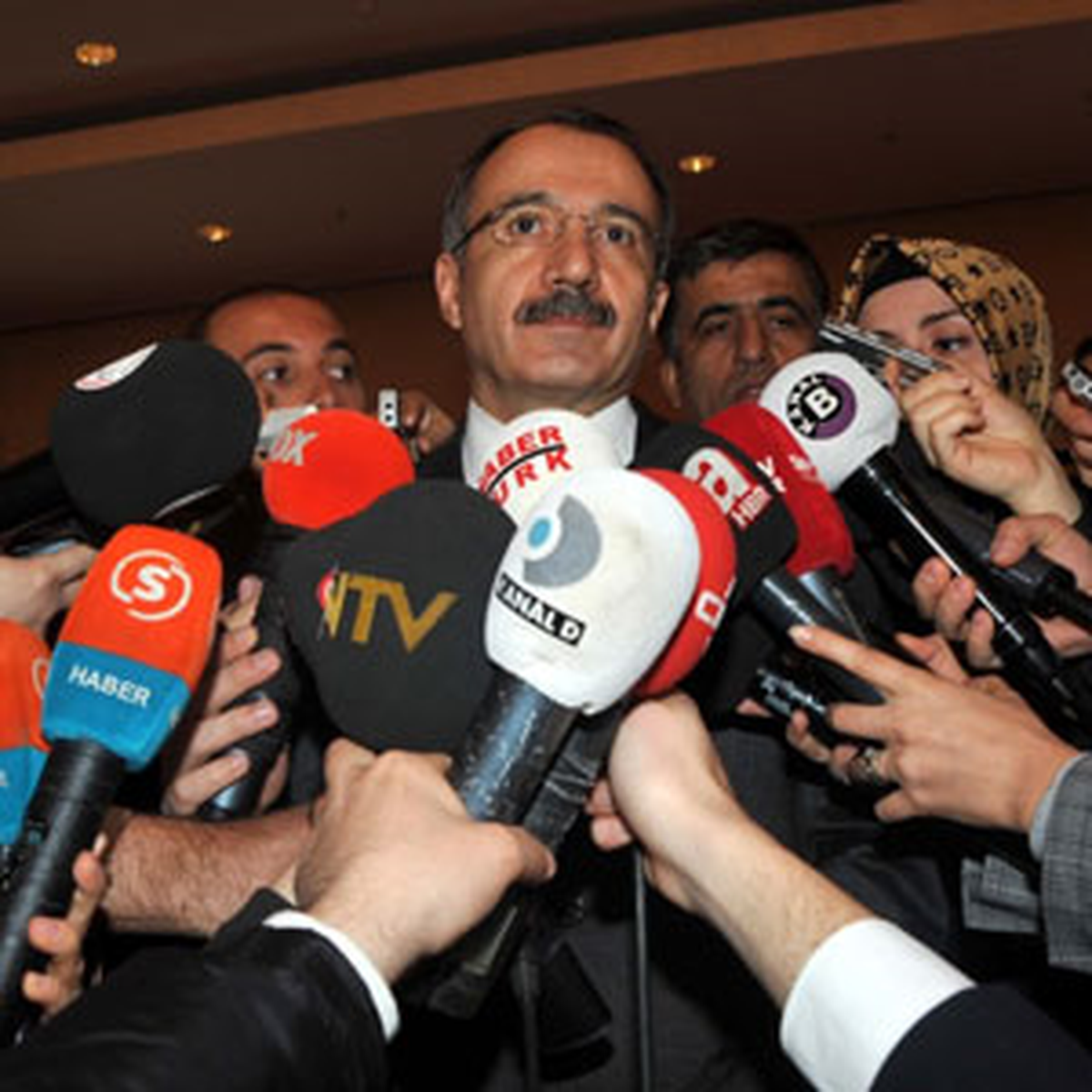 Dinçer, Eğitim Yaşını Açıkladı