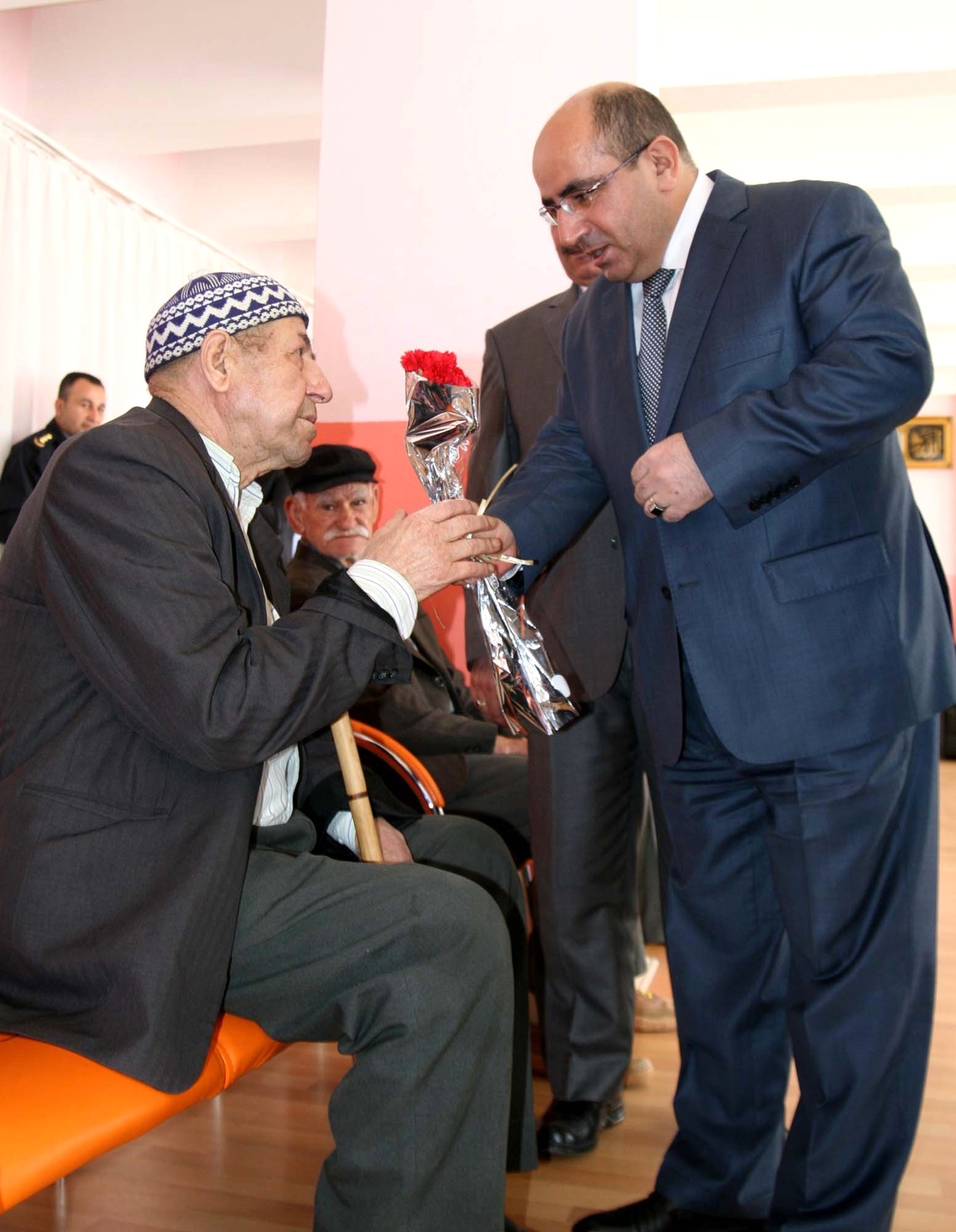 İl Emniyet Müdürü Şammaz Demirtaş Huzurevi Sakinlerini Ziyaret Etti