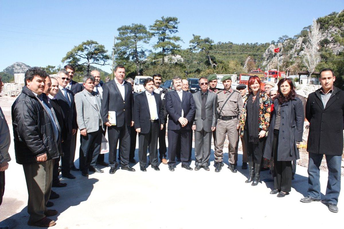 Muğla Valisi Fatih Şahin Bal Evi'nde İncelemelerde Bulundu