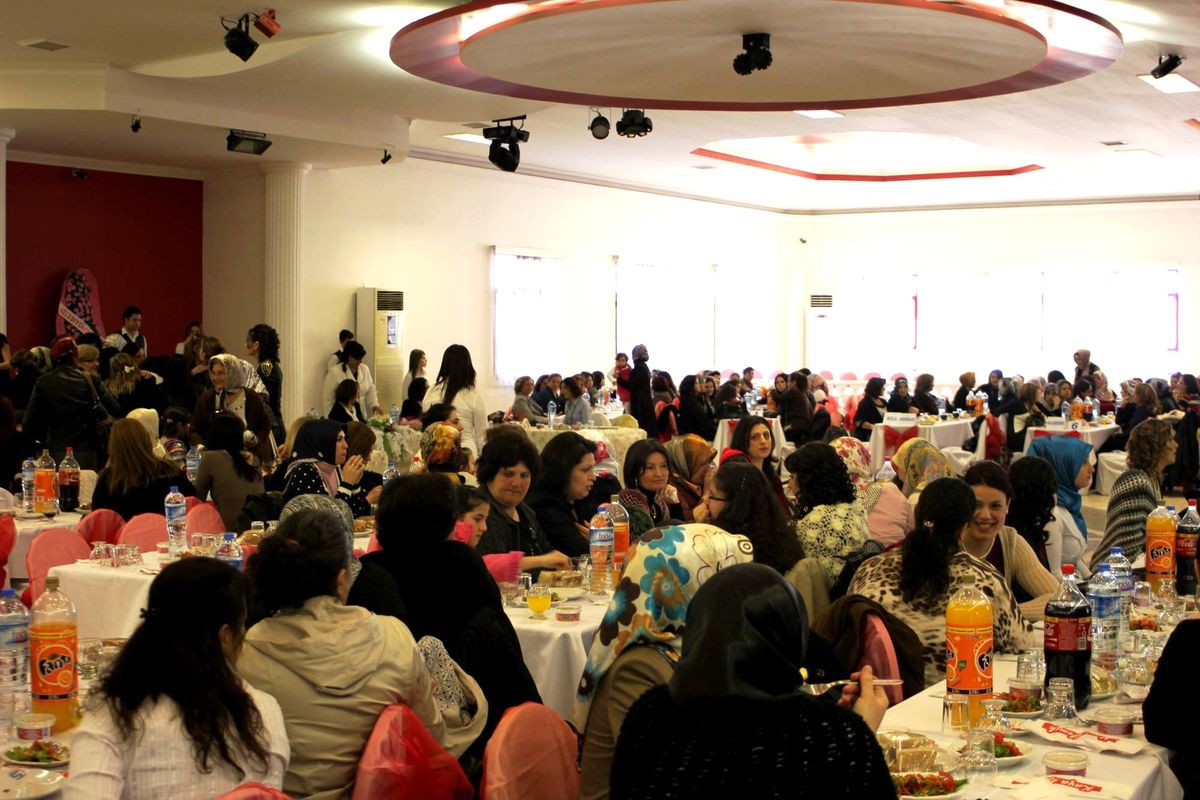 Polis Eşleri Sarıgöl\'de Buluştu