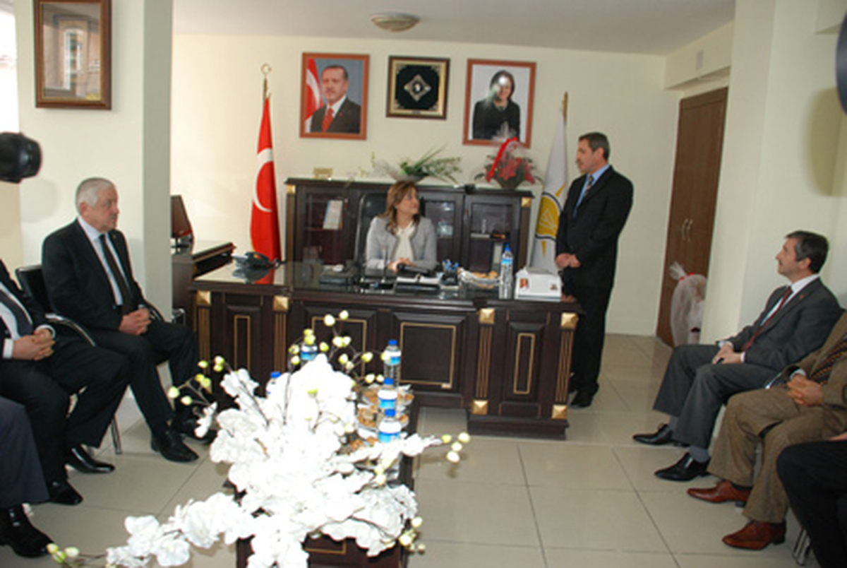 Şahin: ''Maraton Koşunu Sürdürüyoruz''