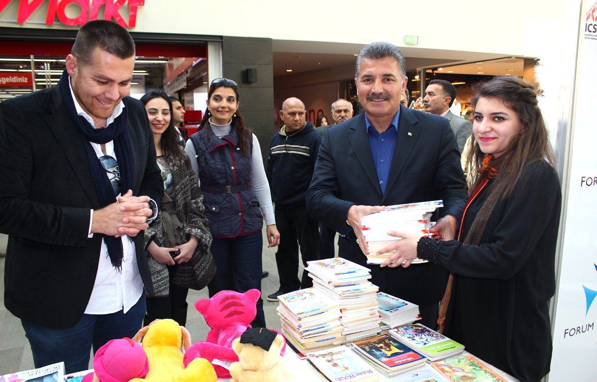 Toroslar, \'Bir Kitap, Bir Oyuncak\' Kampanyasına 100 Kitapla Destek Verdi