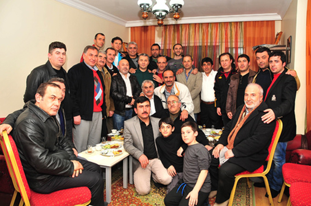 Uzun, Mahallelinin İsteğini Geri Çevirmedi