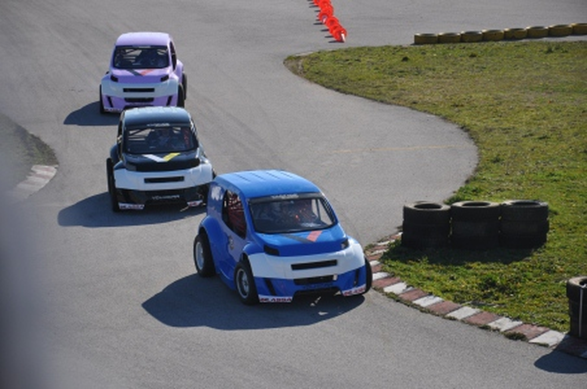V2 Challenge İstanbul\'da Çekişme Sürüyor
