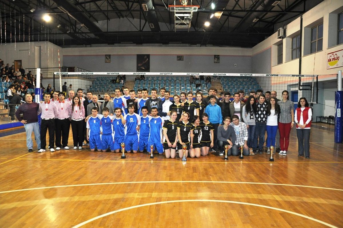 Voleybol Yerel Lig Sona Erdi