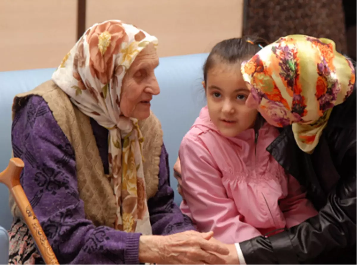 12 Üniversite\'den Destek