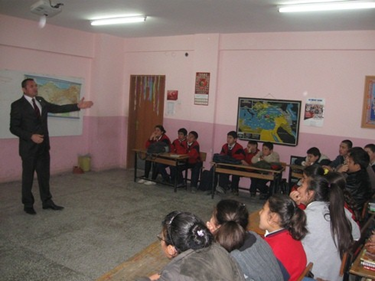 Başkan Mergen, Eğitim Gördüğü Okula Konuk Oldu