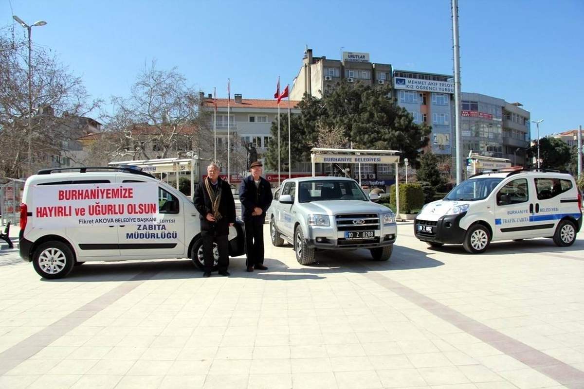 Burhaniye Belediyesi Araç Filosunu Güçlendirdi