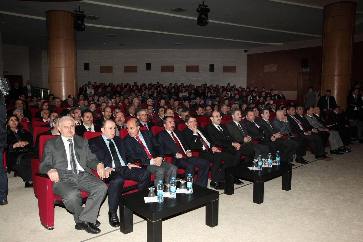 Doğu\'da Öğrencilerin "Araştırma Proje Yarışmalarına" İlgisi Artıyor