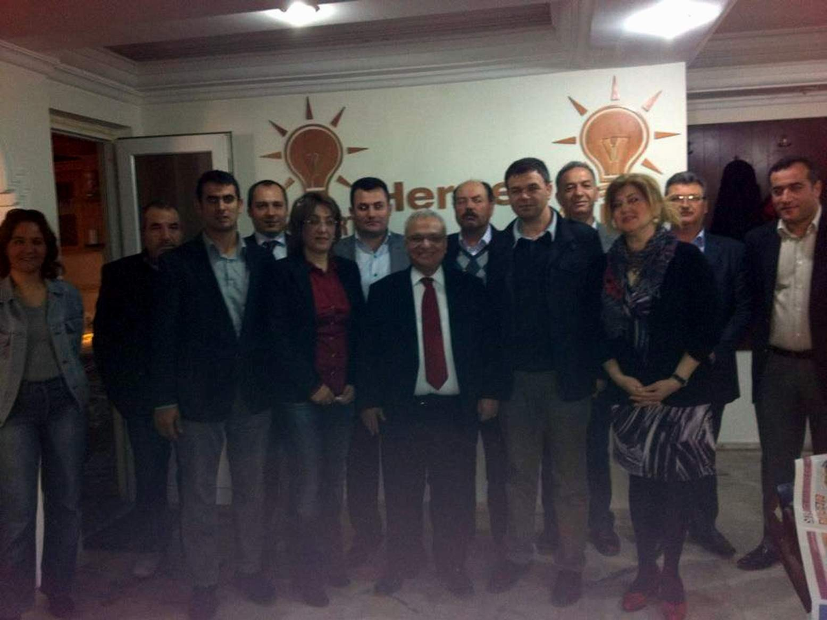 Eski Bakan Koç'tan Didim AK Parti'ye Ziyaret