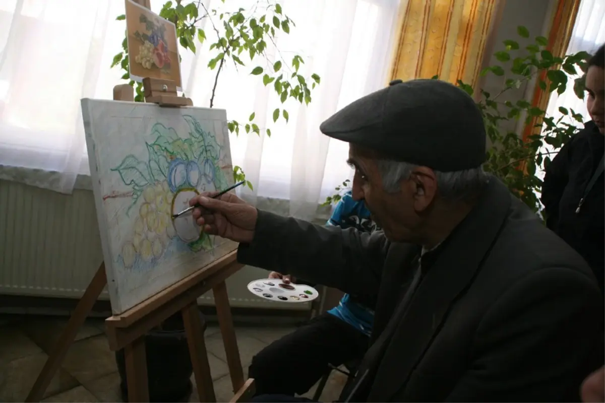 Huzurevi Sakinleri Duygularını Resmetti