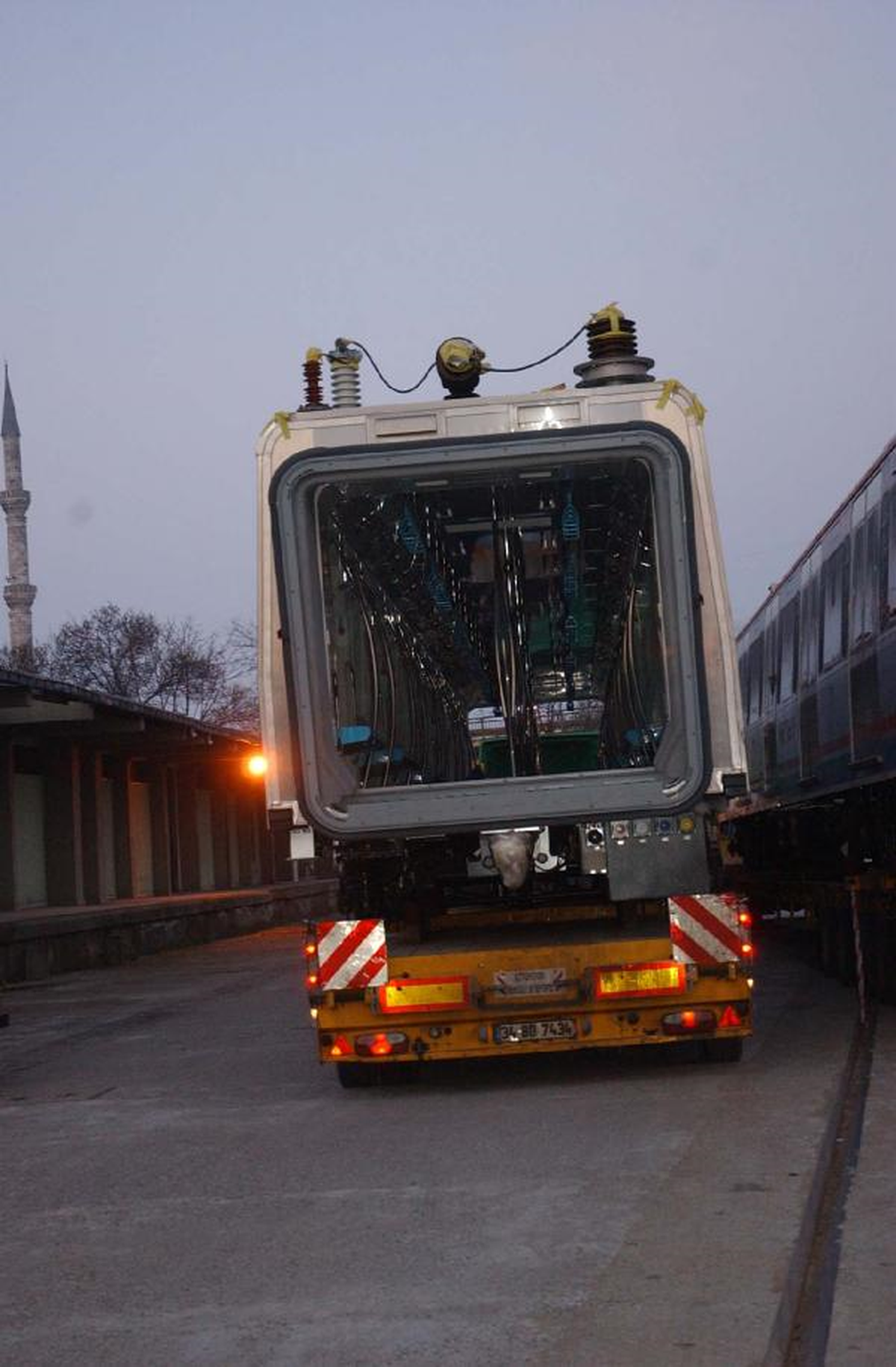 Marmaray\'ın İlk Vagonları Geldi