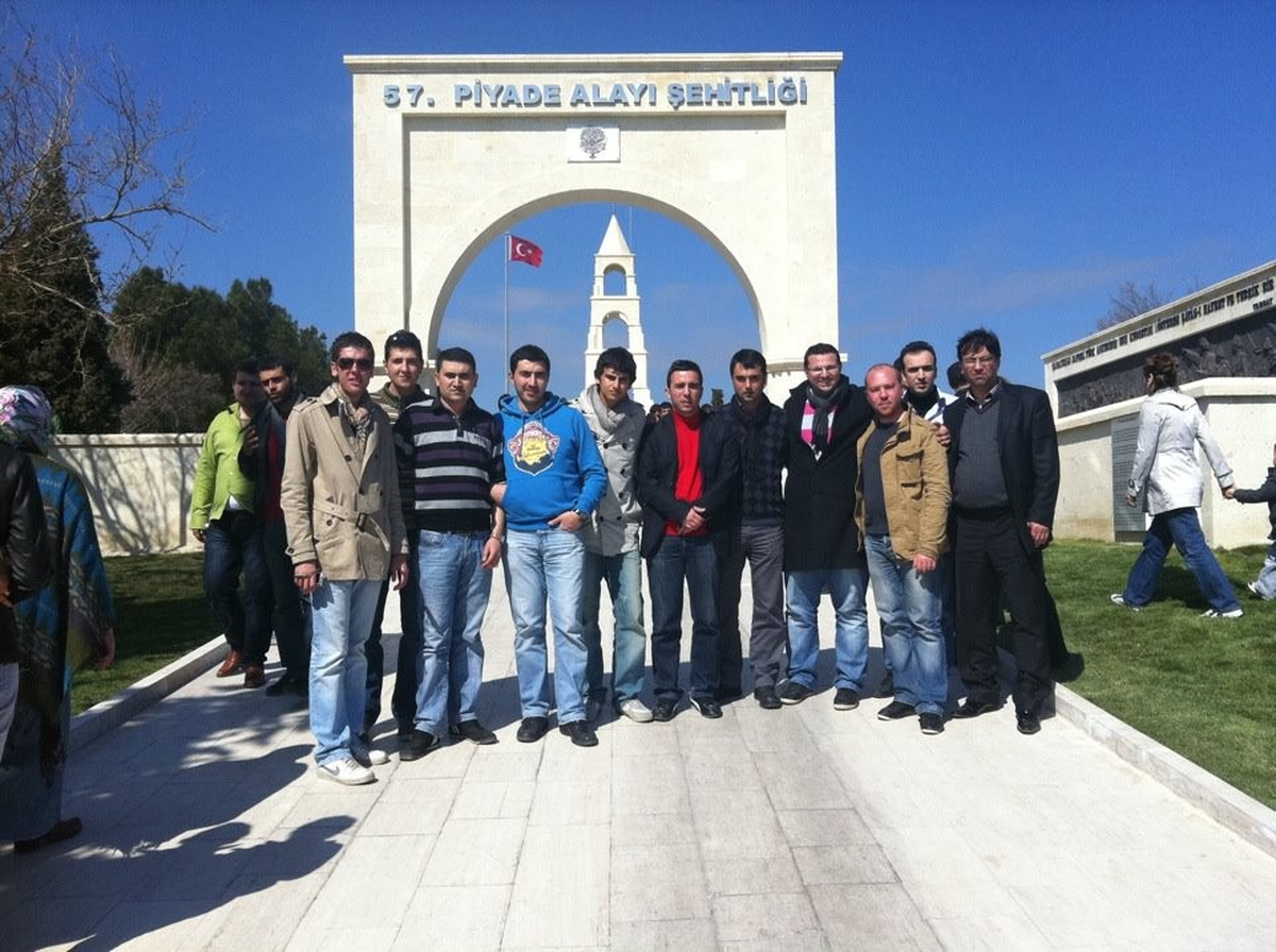 Salihli Ak Gençlik, Çanakkale Gezisi Düzenledi