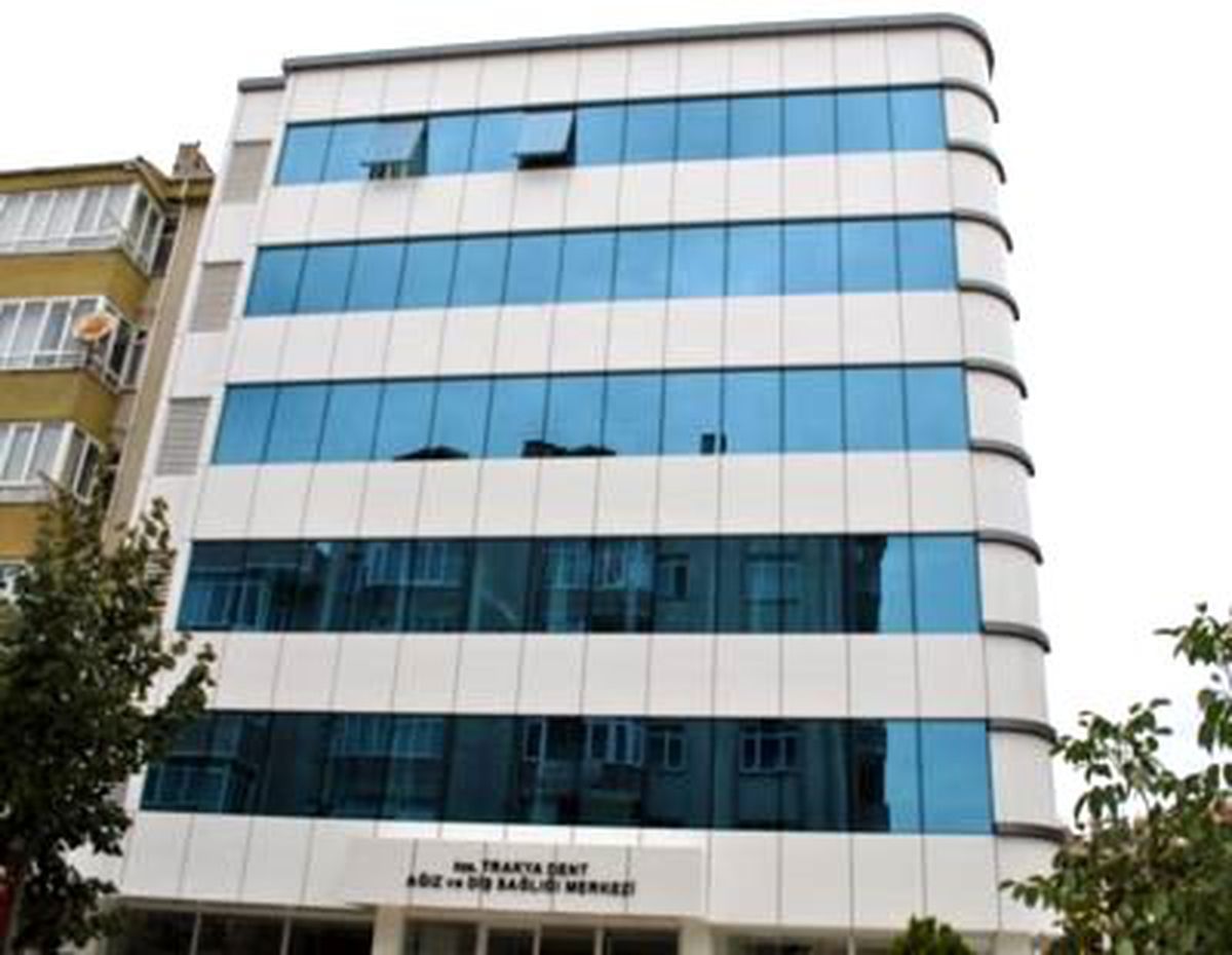 Trakya'nın Çift Ameliyathaneli Tek Diş Merkezi Çerkezköy'de