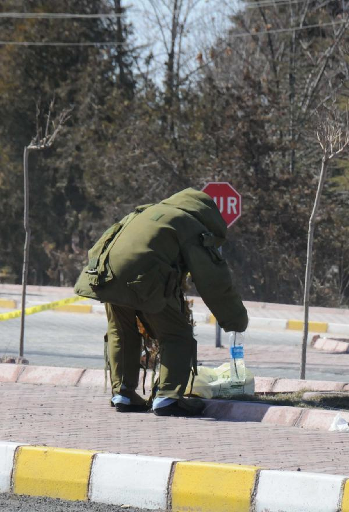 Üniversite Önünde Bomba Paniği