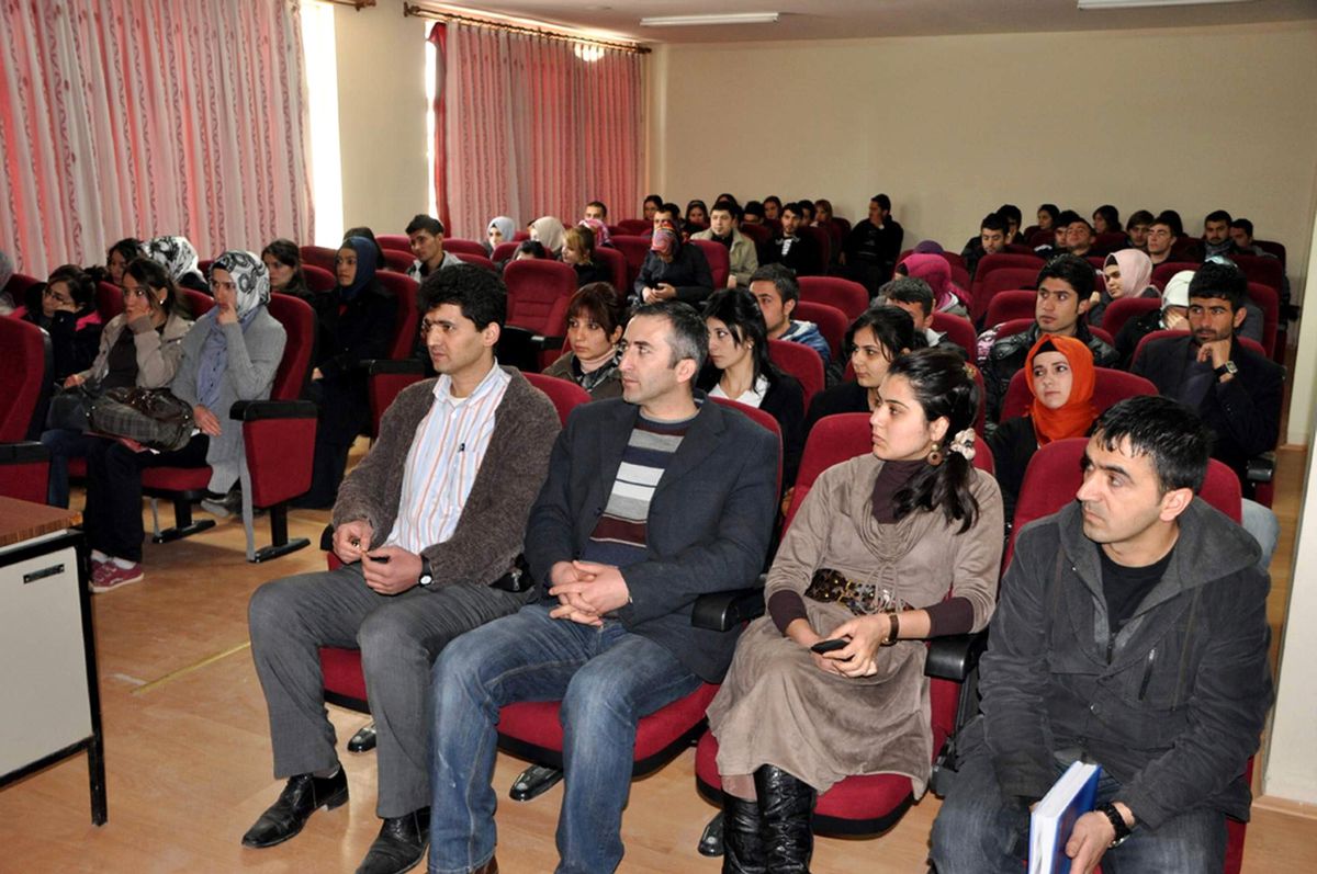 Üniversiteli Gençler Çanakkale Ruhunu Yaşattı