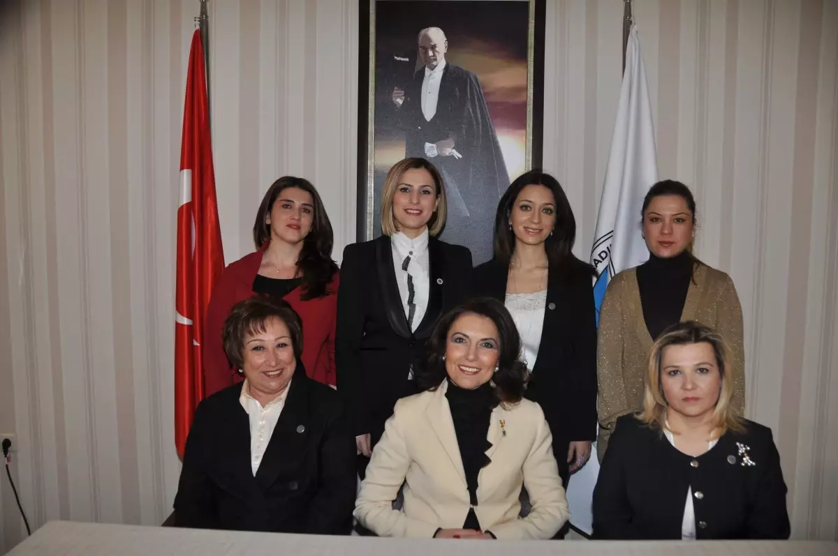 Üniversiteli Kadınlar Derneği, Yeni Başkanını Seçti