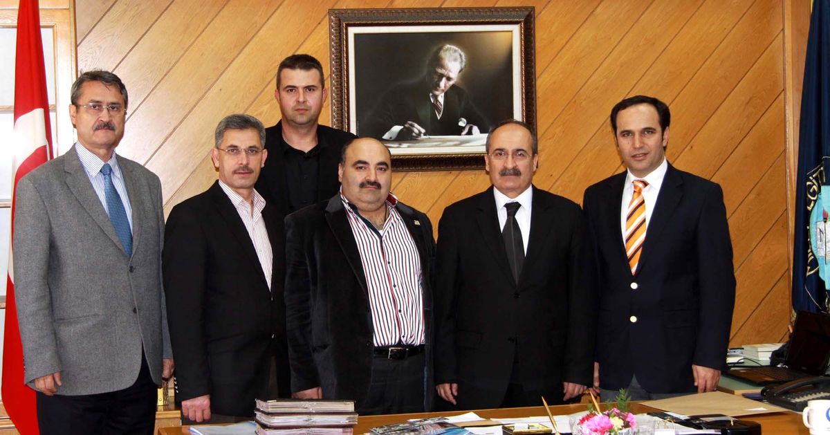 Uosb Yömetimi İl Milli Eğitim Müdürü Ömer Bulut\'u Ziyaret Etti