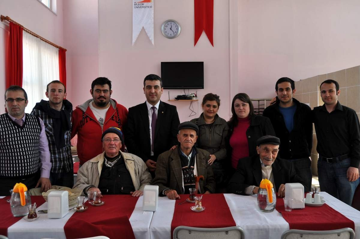 Yaşlılar Üniversiteyi Ziyaret Etti