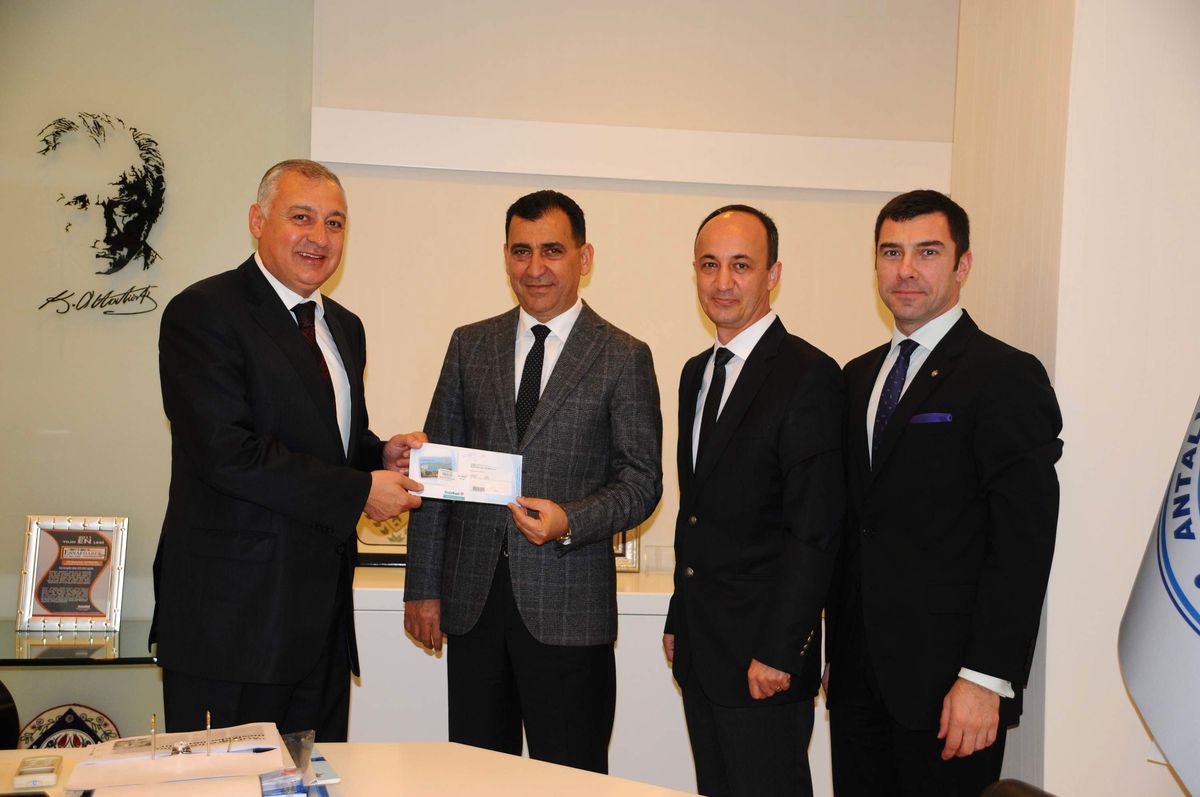 Aesob Başkanı Sevimçok Kartını Aldı