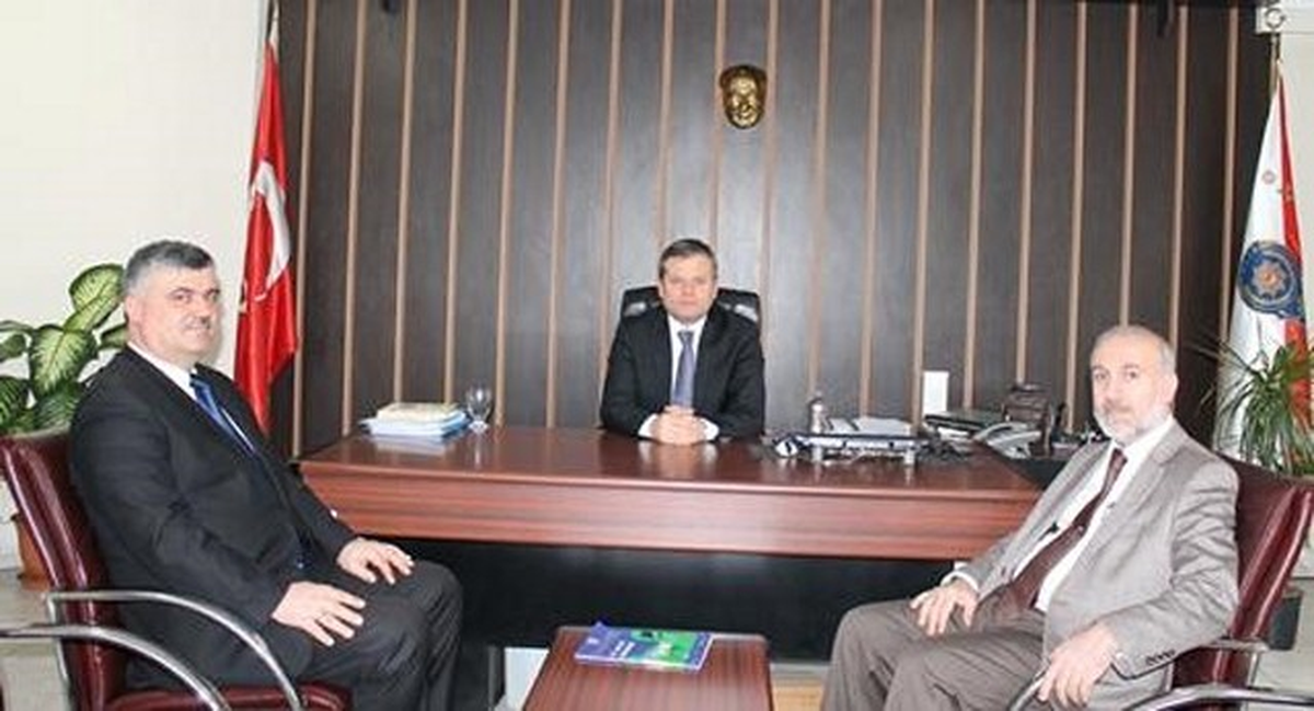 Çaycuma Müftüsü Ömer Keskin\'den İlçe Emniyet Müdürlüğü\'ne Ziyaret