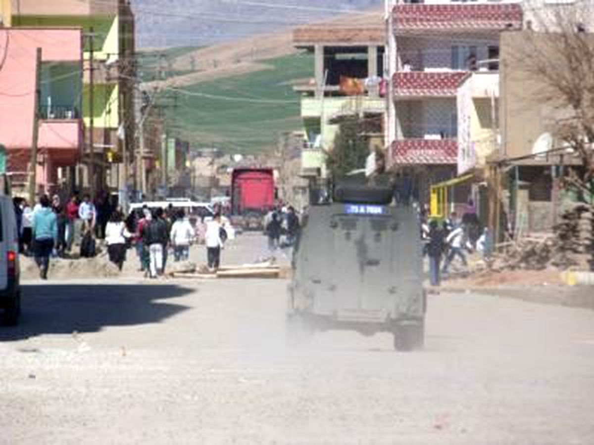 Cizre\'de Polise Silahlı Saldırı