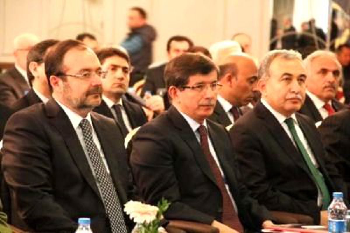 Dışişleri Bakanı Davutoğlu, Türk-Amerikan Derneği Heyeti ile Görüştü