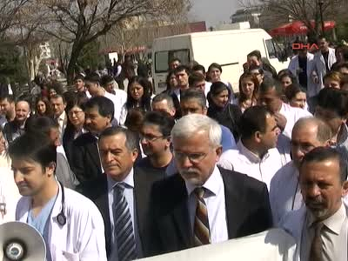 Doktora Saldırıya Tepki