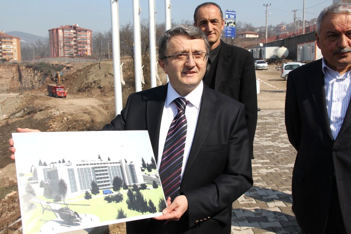 Erdem, Akıllı Hastane Çalışmalarını Değerlendirdi