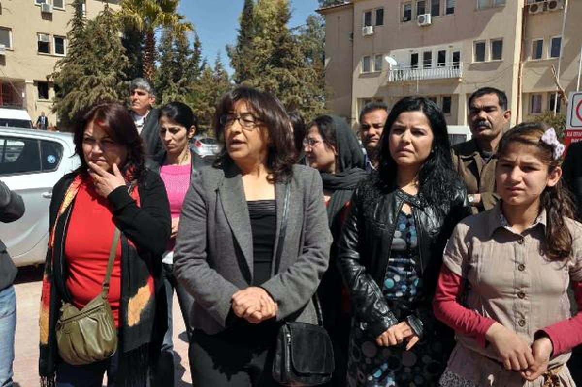 Evinin Bahçesinde Bomba Bulunan BDP\'li Başkan Yardımcısı Tutuklandı