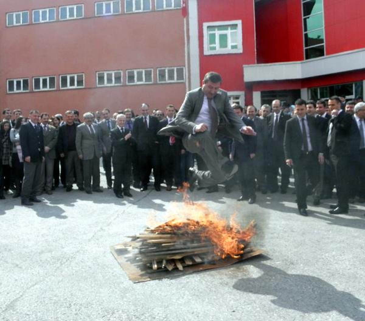 Gaziosmanpaşa Üniversitesi\'nde Nevruz Kutlaması