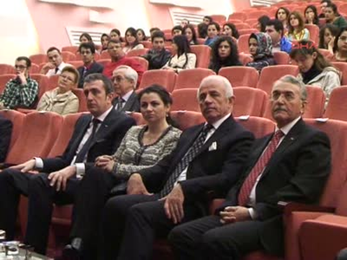 Güral İş Aramayı Değil, Girişimci Olmayı Düşünün