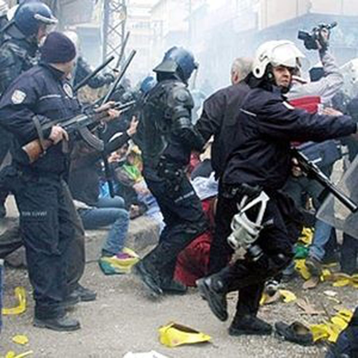 İstanbul\'daki İzinsiz Nevruz Kutlamaları