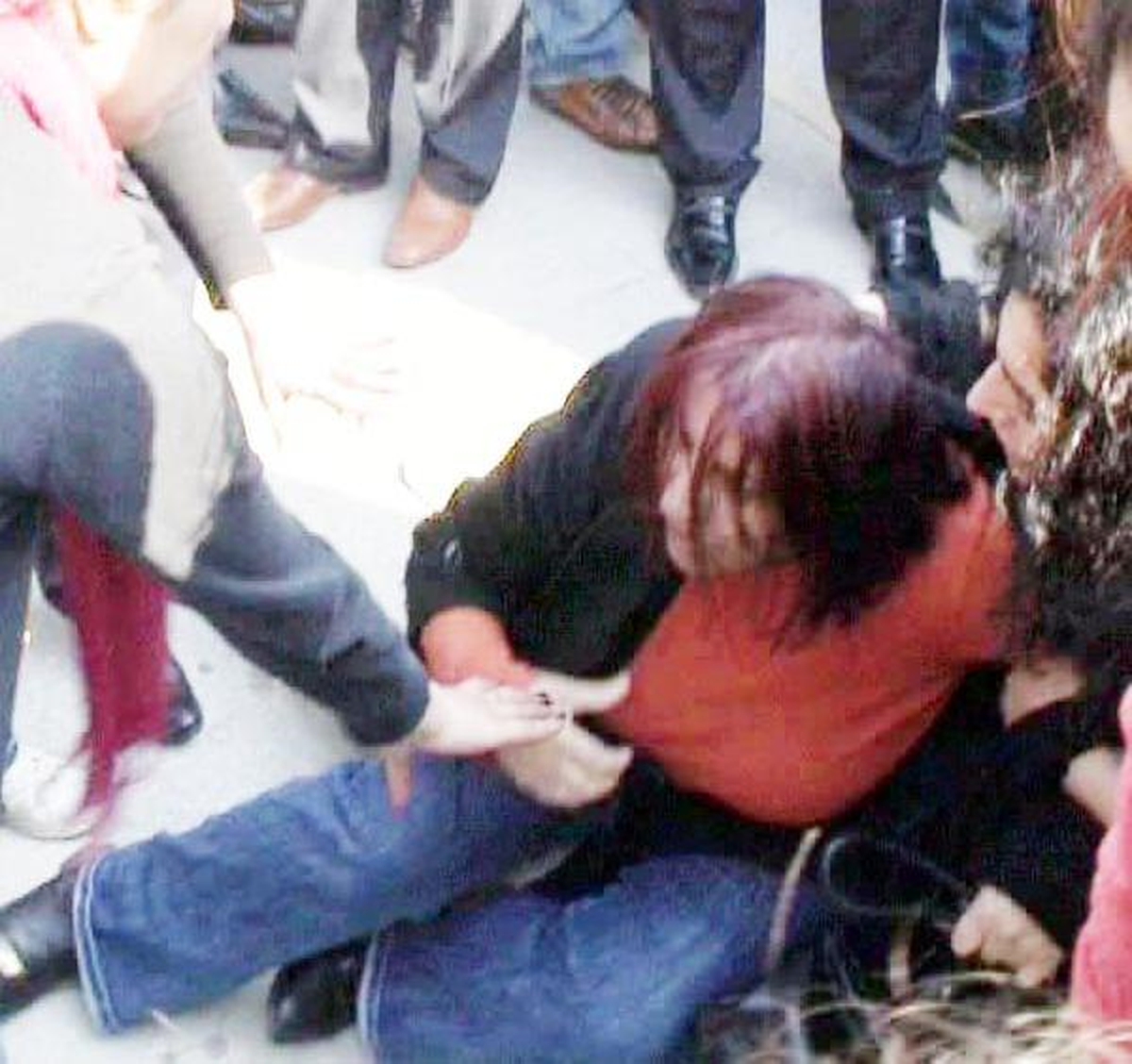 BDP'li Sebahat Tuncel'e Anne Tokadı