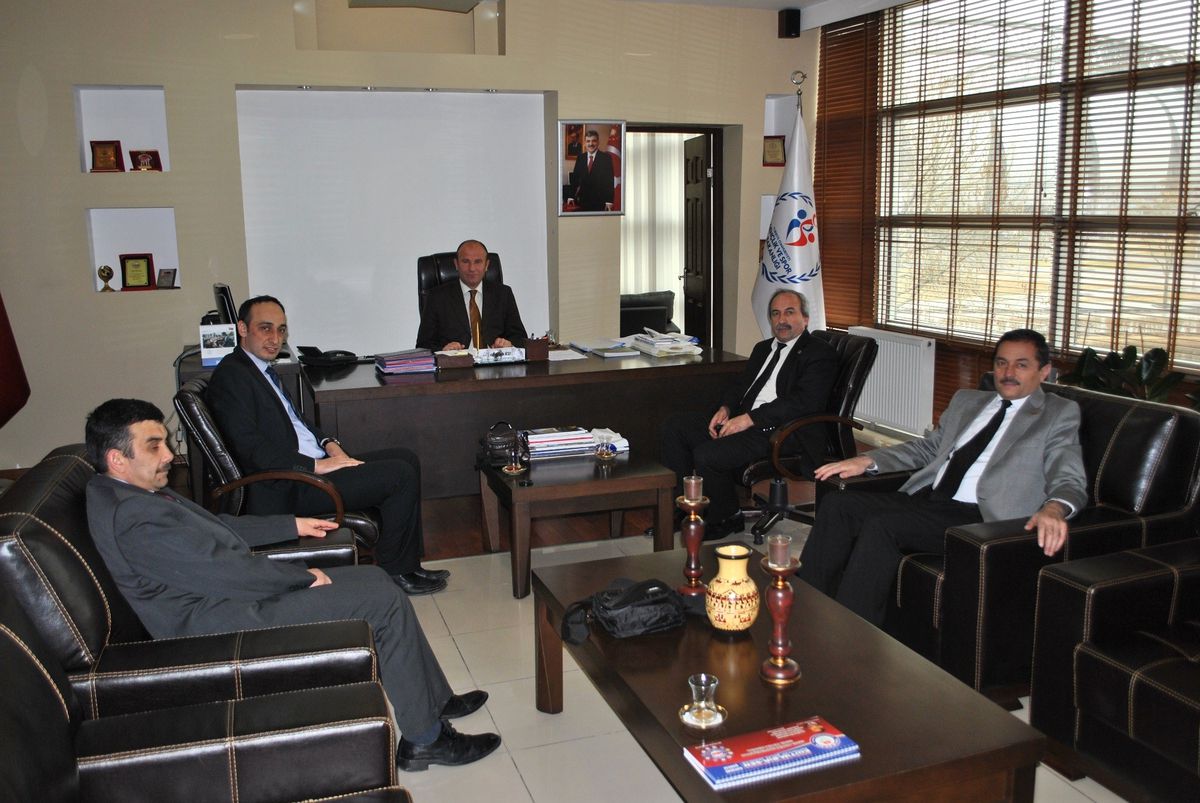 Kalkan, Gençlik Hizmetleri ve Spor İl Müdürü Metin Özen'i Ziyaret Etti