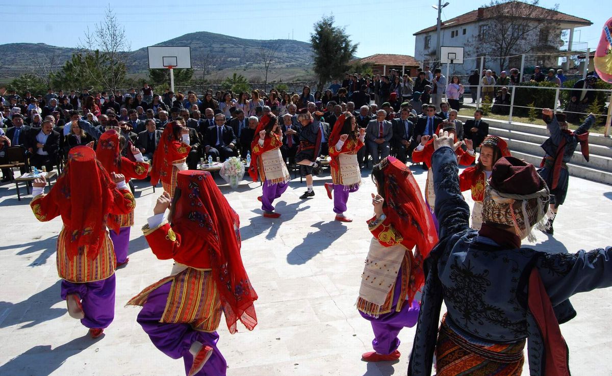 Nevruz, Kula\'da Coşku İçinde Kutlandı