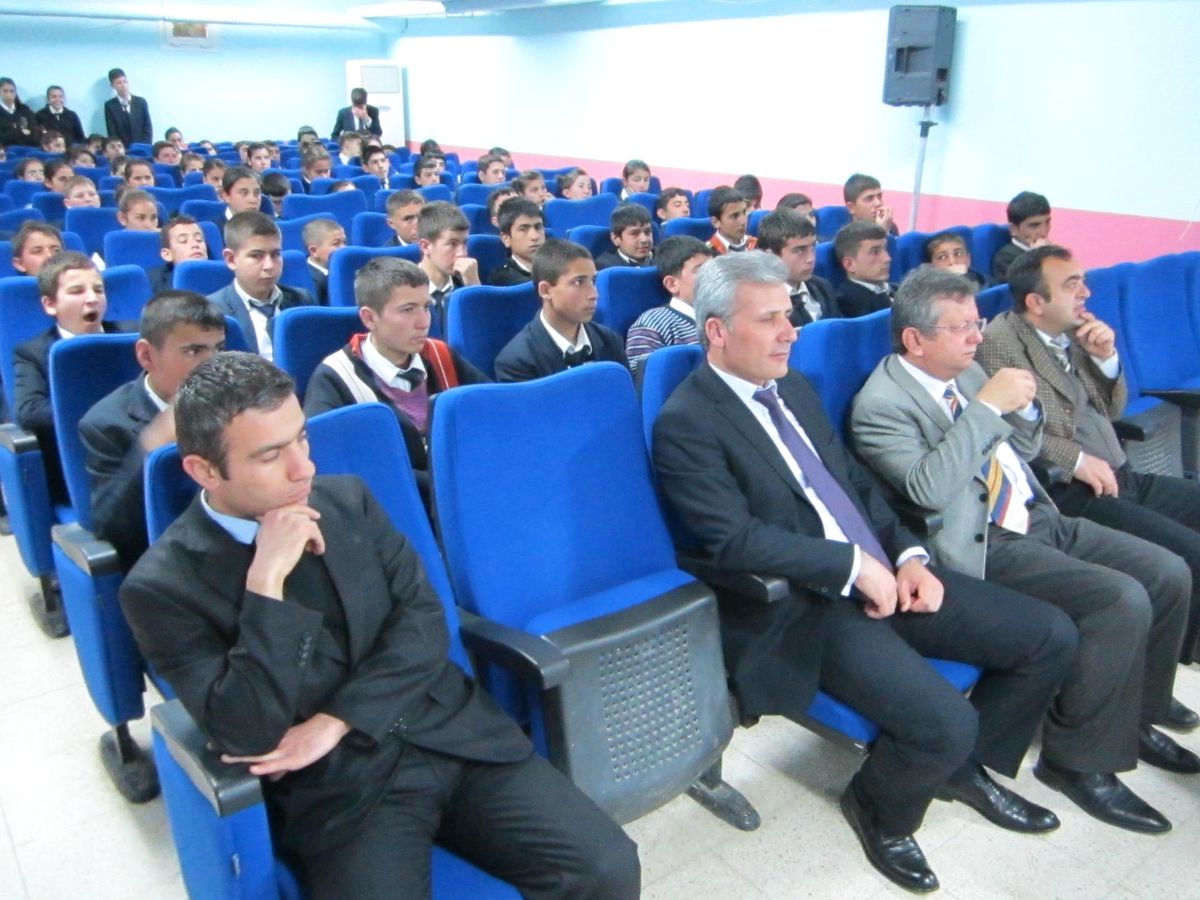 Öğrencilere \'Tüketici Hakları\' Konferansı