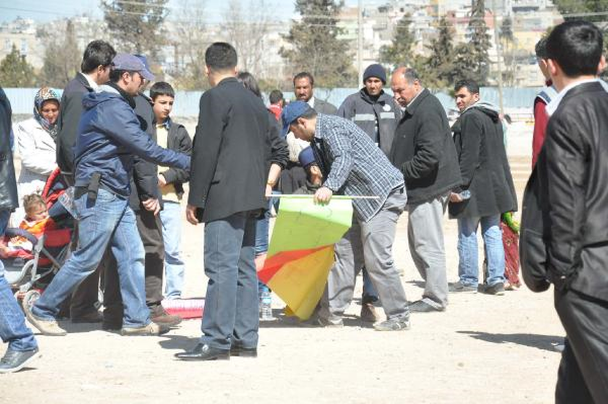 Şanlıurfa\'da Nevruz Kutlamasında Gerginlik (1)